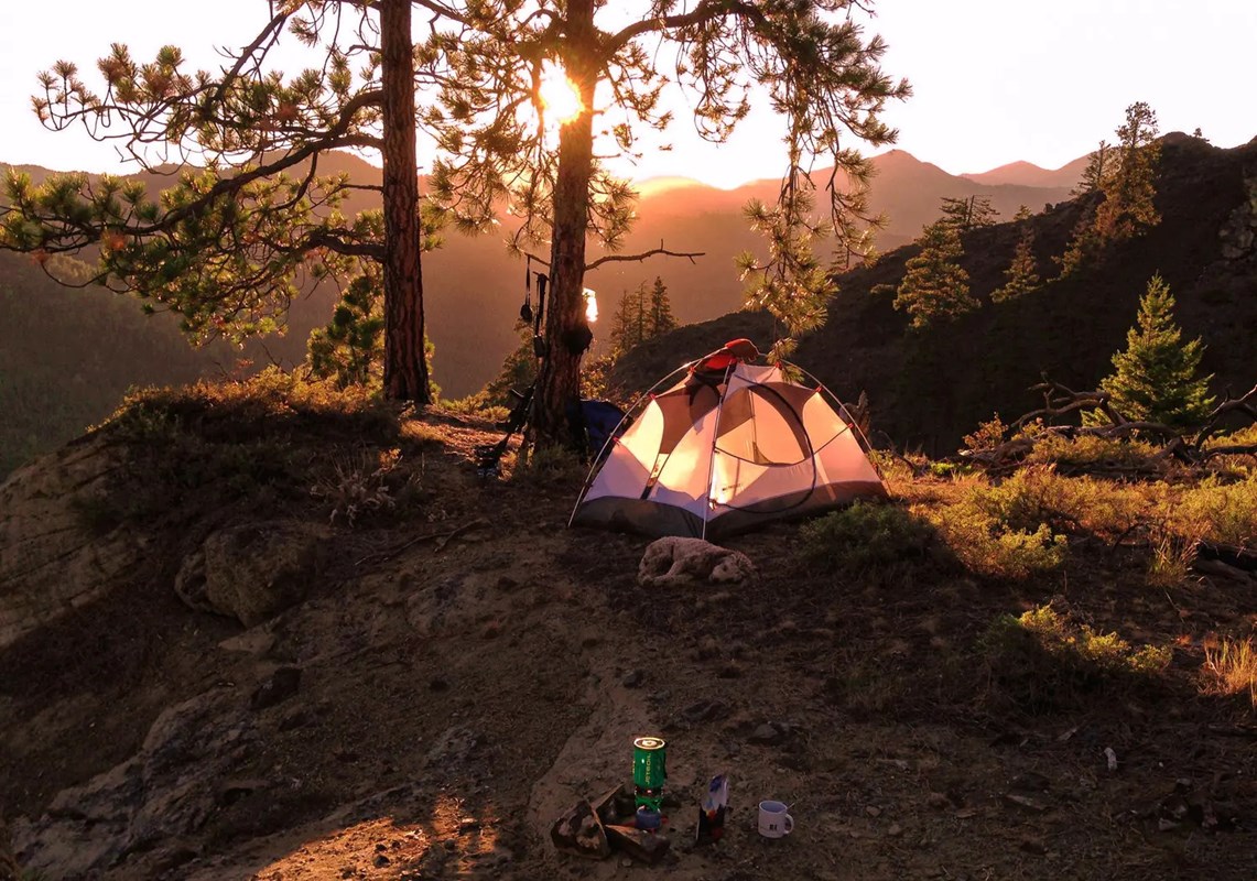 camping holzkohlegrill Naturehike Camping-Holzkohlegrill fr IGT-Tisch