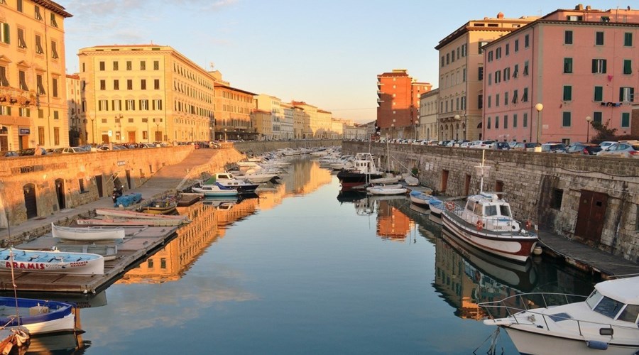 livorno-2034861_1920.jpg